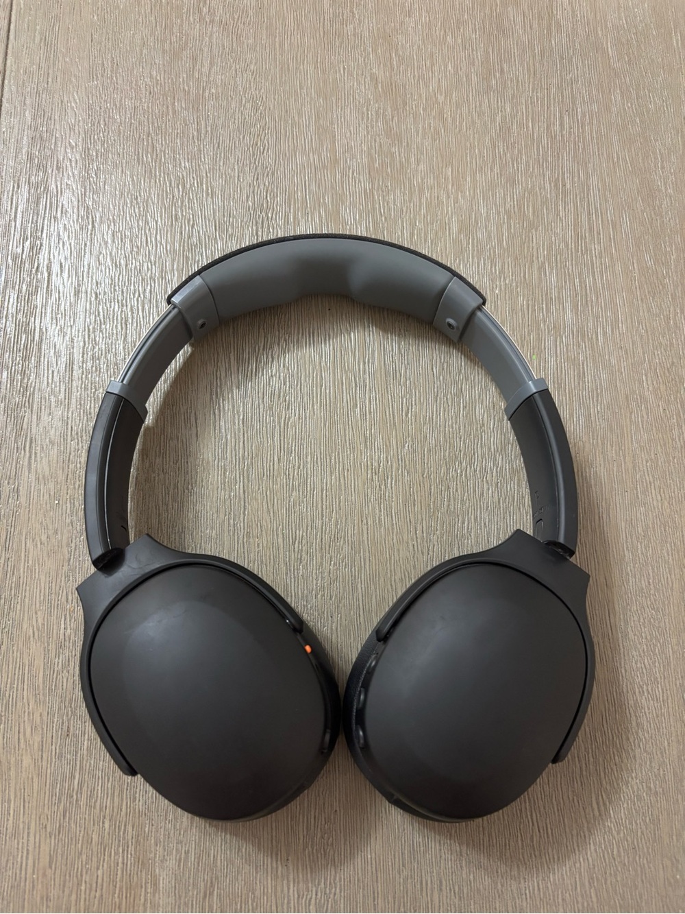 Skullcandy over the ear headphones